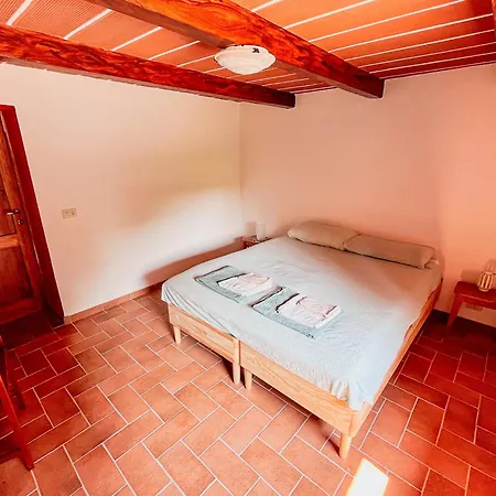 Проживание в семье Podere Tra Gli Ulivi - Yoga, Natura E Silenzio Parrano